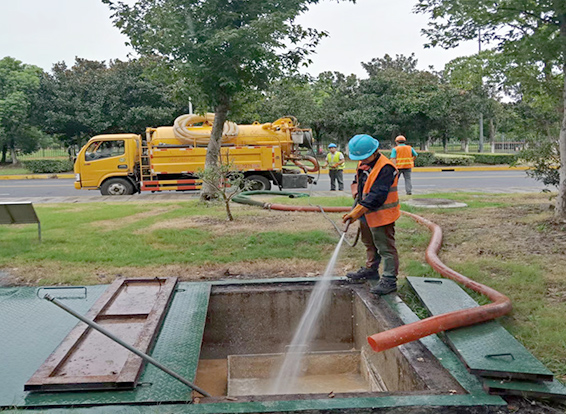 向阳化油池清理