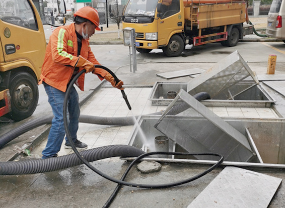 向阳隔油池清理